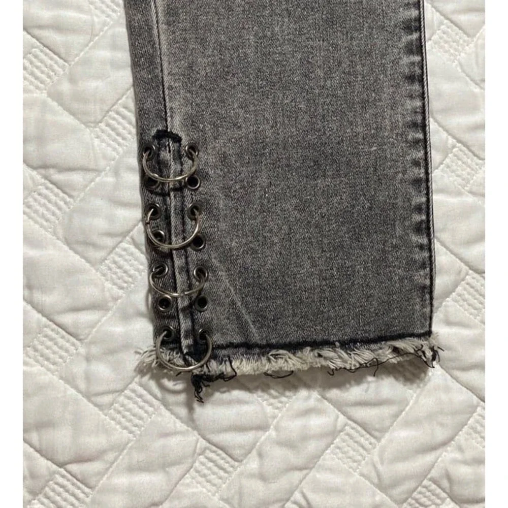 POL Jeans POL pants sexy edgy grey black jeans stretch denim NEW womens large
